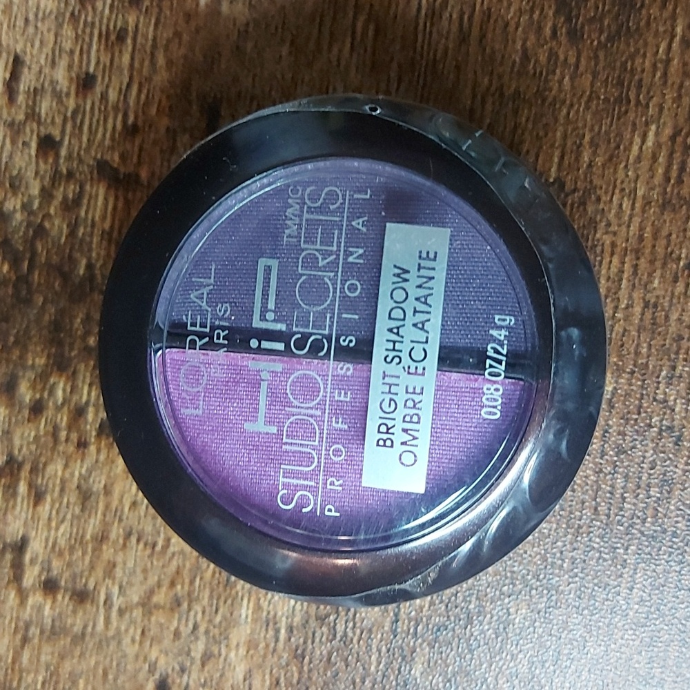 New Sealed L'oreal Hip Studio Secrets Bright Eyeshadow Duo in 514 Reckless